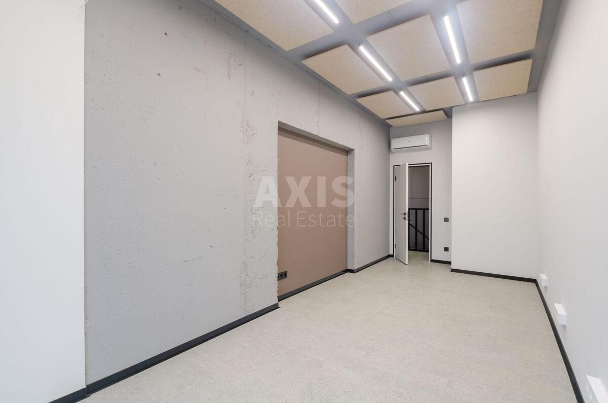 Office vul. Antonovycha 109, 172m28