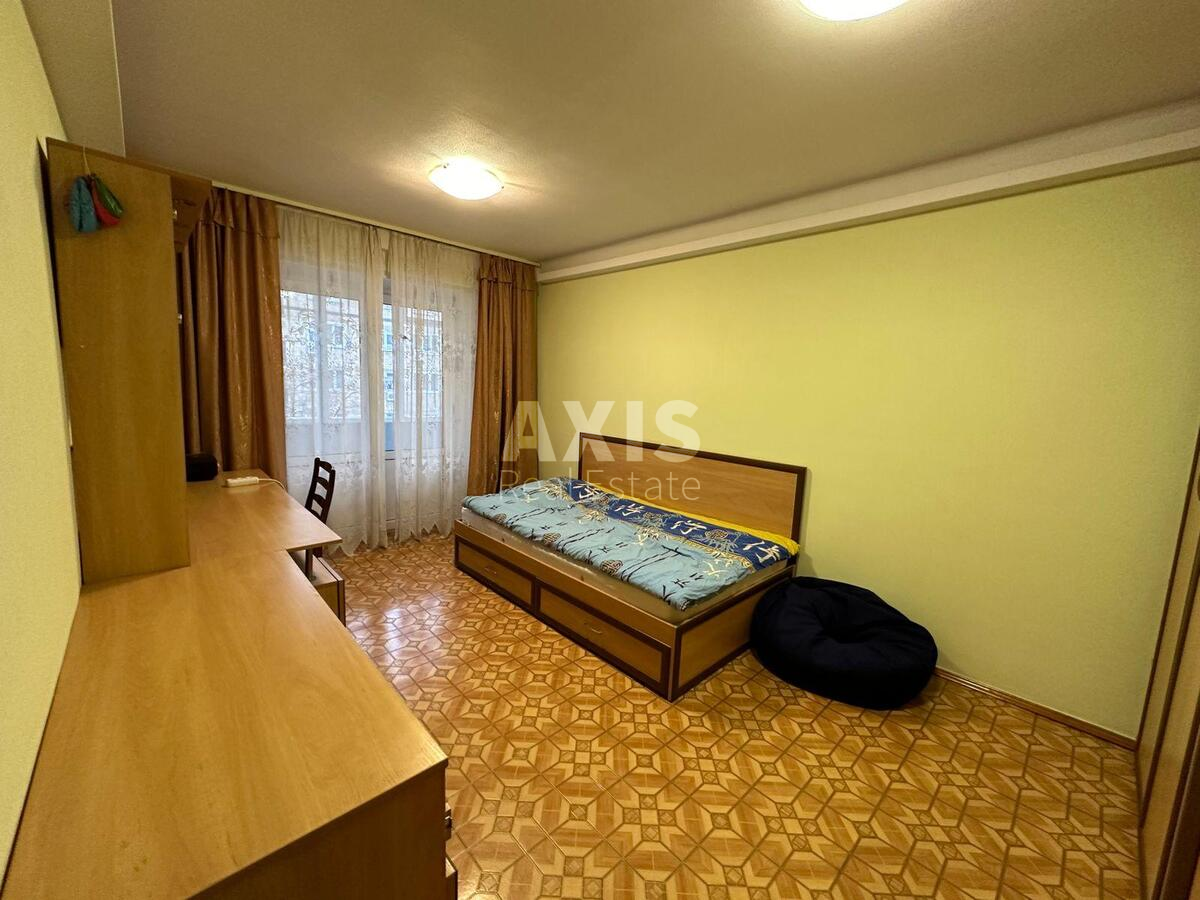 3к квартира пр-т Леся Курбаса 18А580403