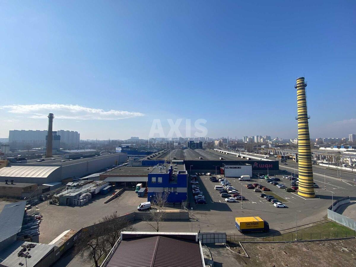 Service object vul. Lugova 13Ж, 529m2587934