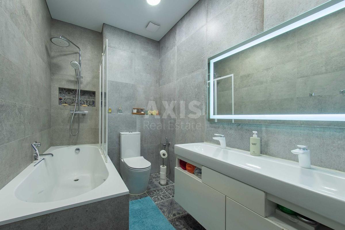 2k apartment vul. Malevycha Kazymyra 488