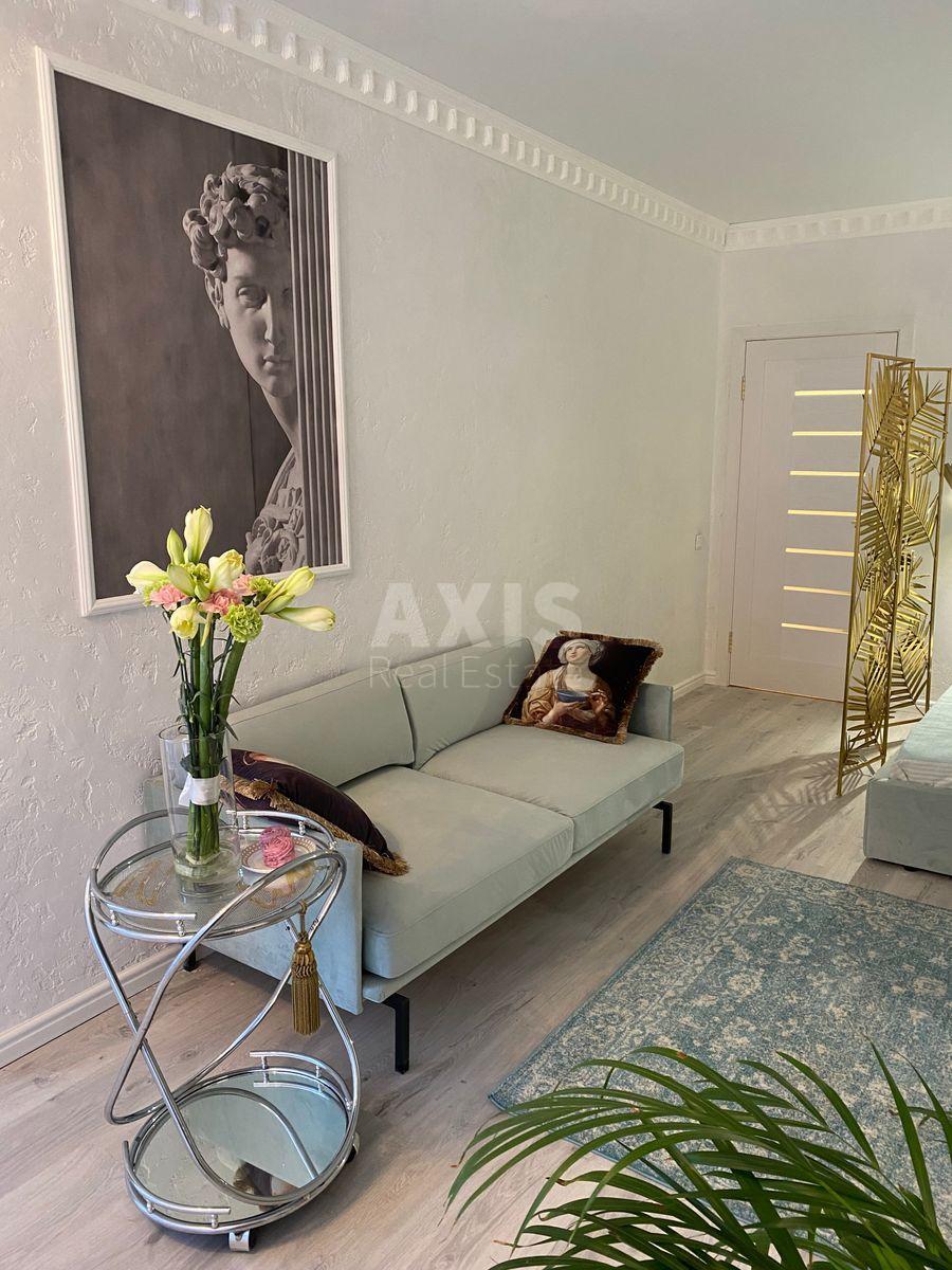 1k apartment vul. Volyns'ka 9А589004