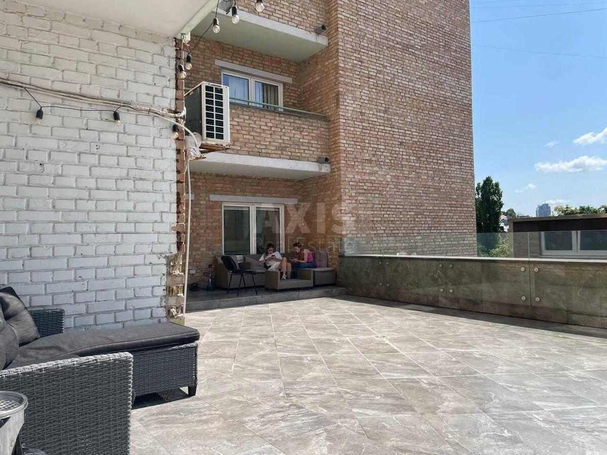 Office vul. Velyka Vasyl'kivs'ka 9/2, 148m210