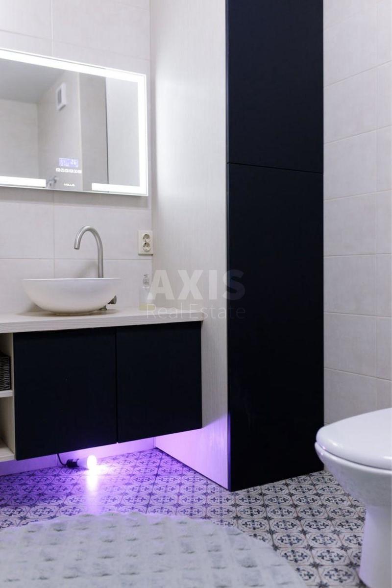 2k apartment vul. Myloslavs'ka 208