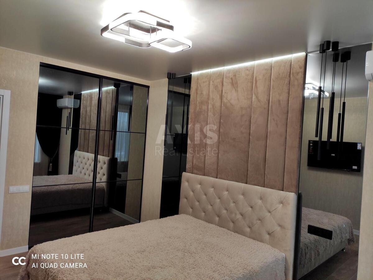 2к квартира ул. Заболотного Академика 1637860