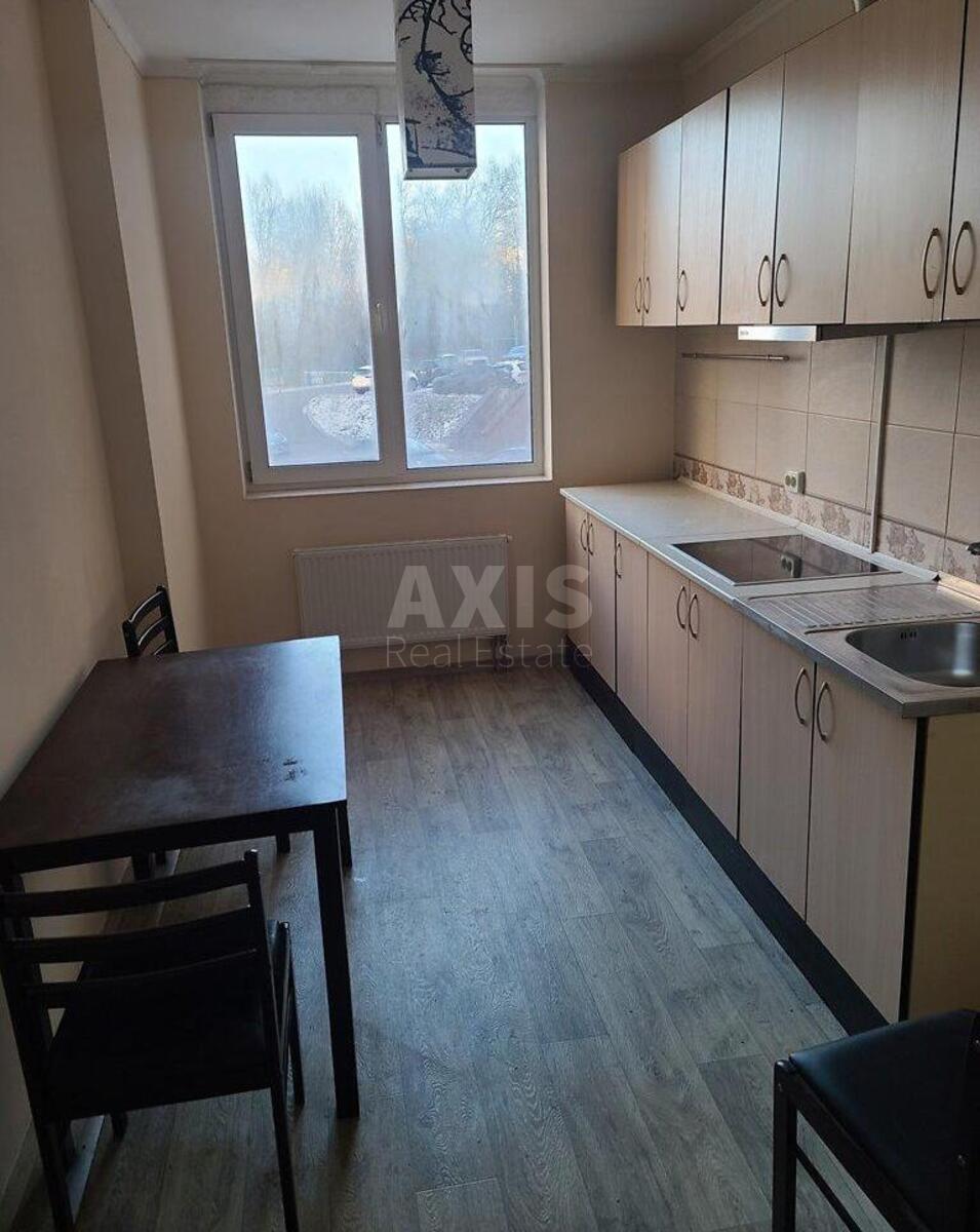 3k apartment vul. Yulia Zdanovska 48А8