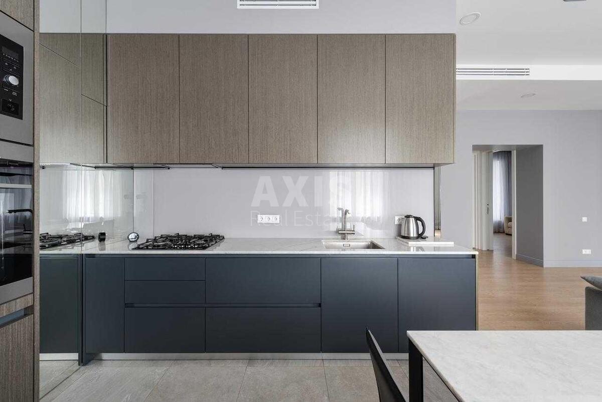 3k apartment prov. Georgii'vs'kyj 2