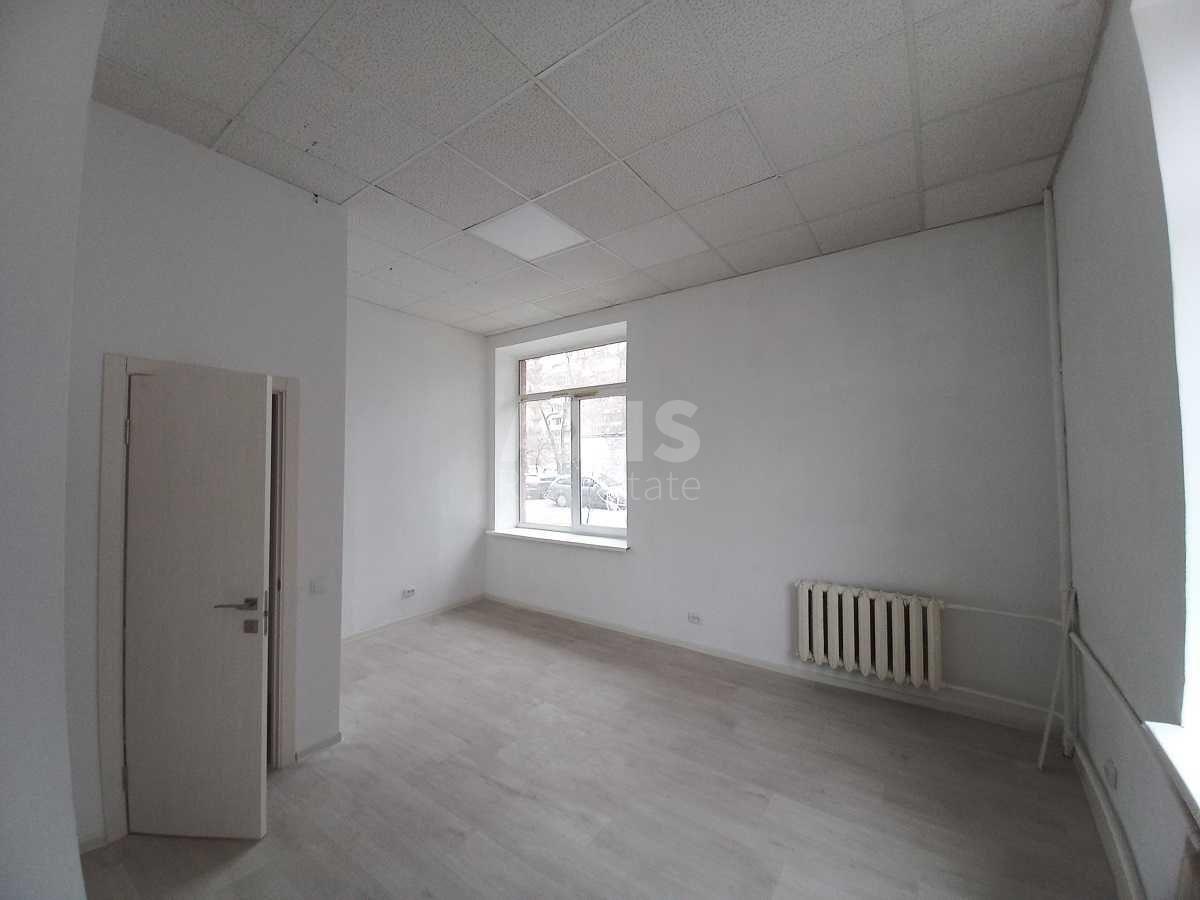 Trade object vul. Sormovs'ka 16, 95m26
