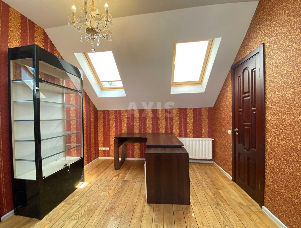 Office prov. Kolomyjs'kyj 20, 51m22