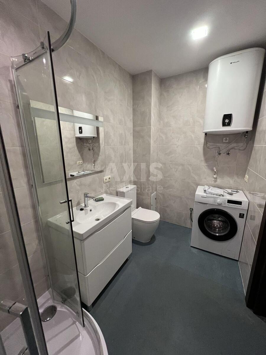 5k apartment vul. Borshhagivs'ka 1452