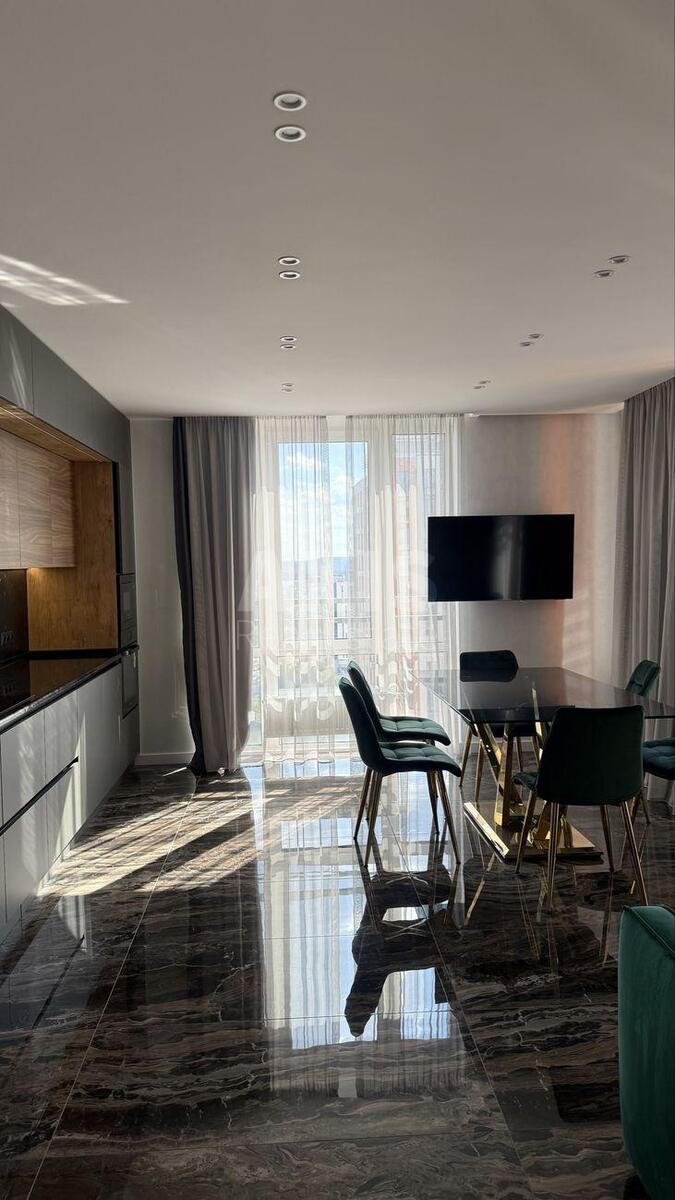 3k apartment nab. Dniprovs'ka 1860664