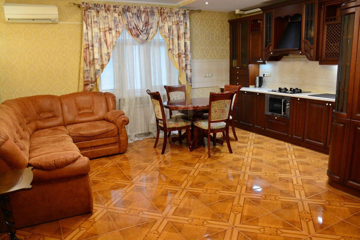 1k apartment prov. Jaroslavs'kyj 7/9563870