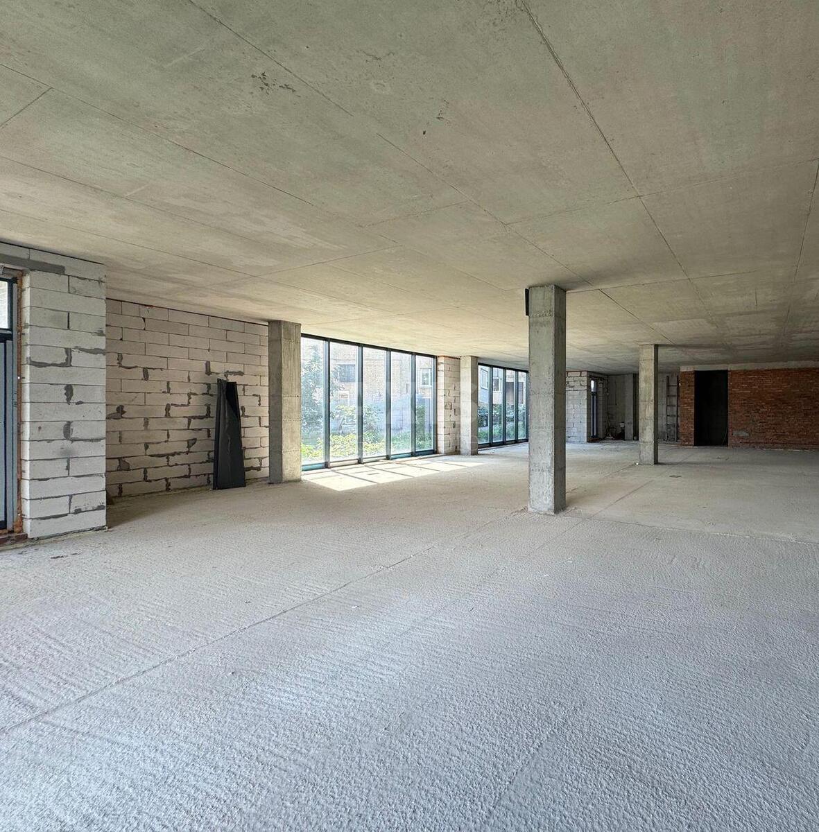 Об'єкт торгівлі пр-т Лобановського 96, 1057м2607950