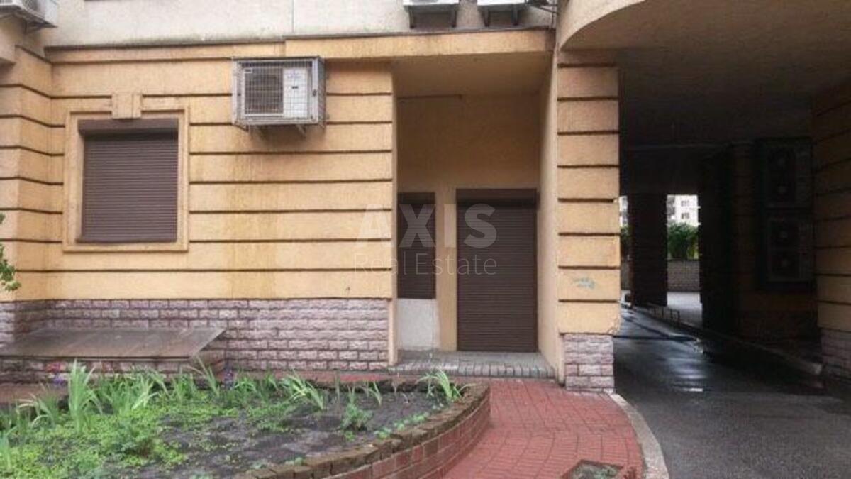 Office vul. Dmytrivs'ka 69, 300m25