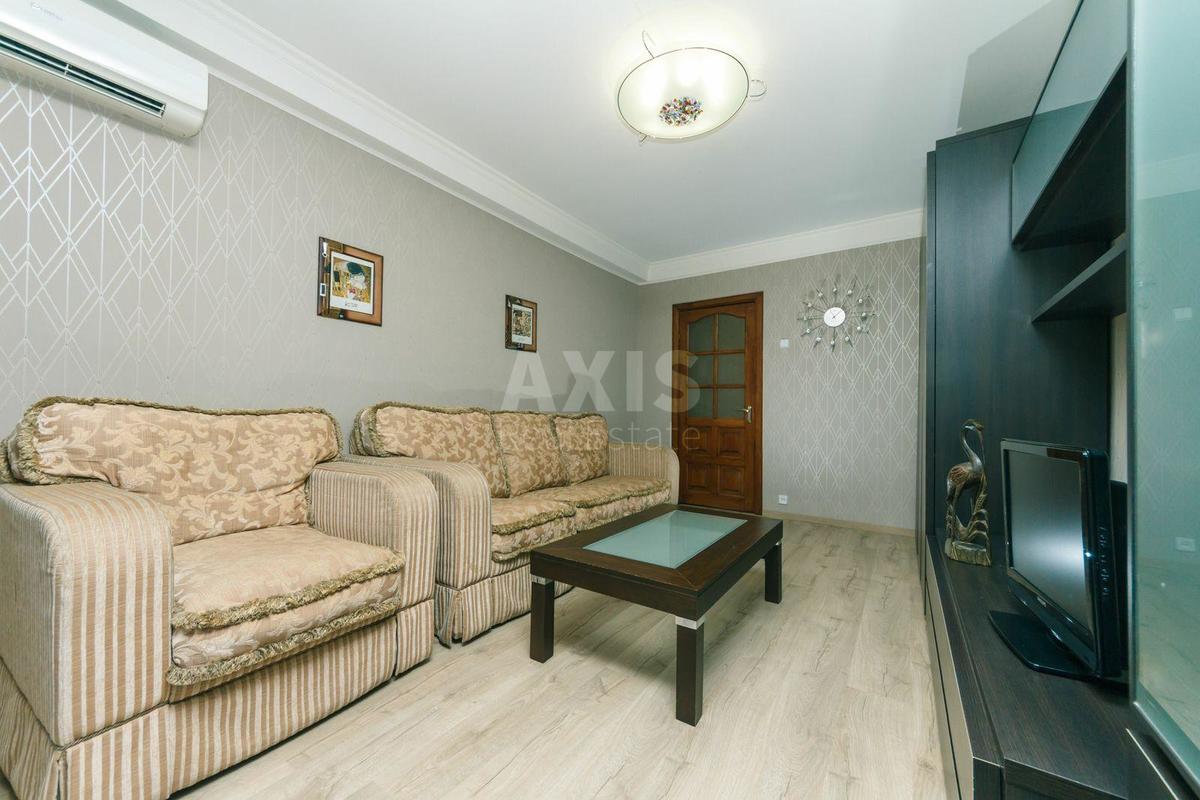 2k apartment vul. Polovec'ka 7/133