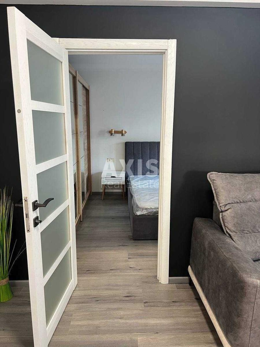 2k apartment uzv. Klovs'kyj 124160210