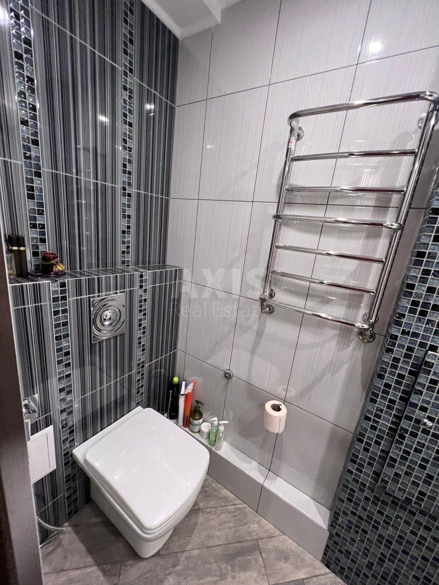 2k apartment vul. Degtjarivs'ka 157