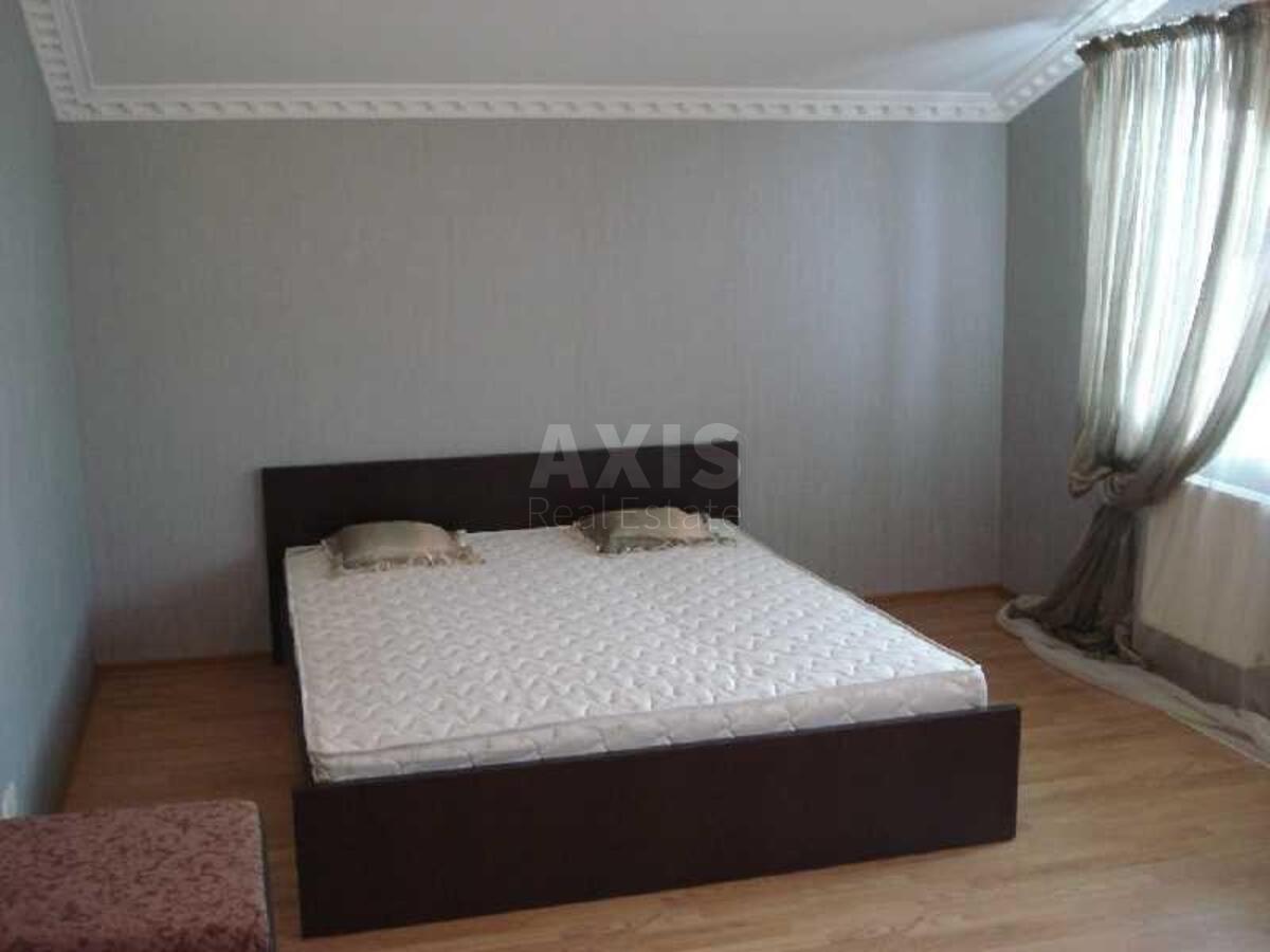 Дoм ул. Продольная 1-я, 270м2, город Киев625467