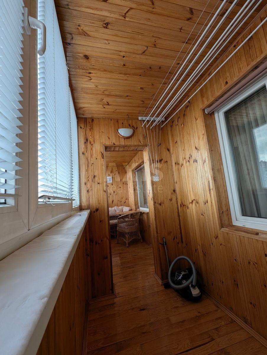 2k apartment vul. Bal'zaka Onore de 83/2573876