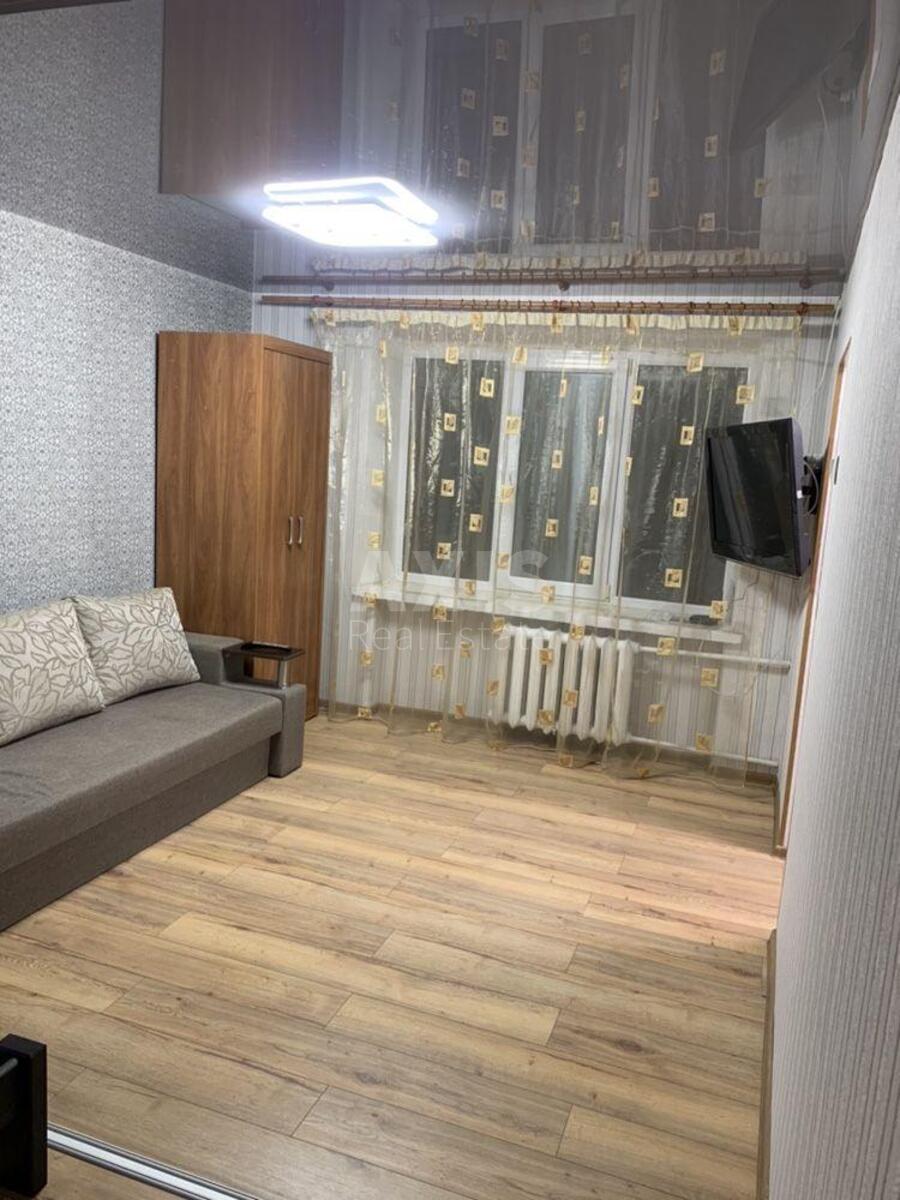 1k apartment vul. Bakyns'ka 37В619672