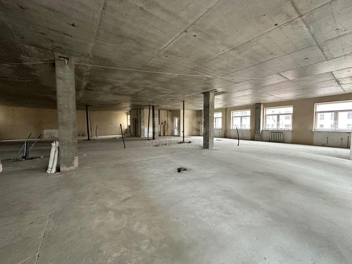 Service object vul. Kadets'kyj gaj 3, 1390m25769011