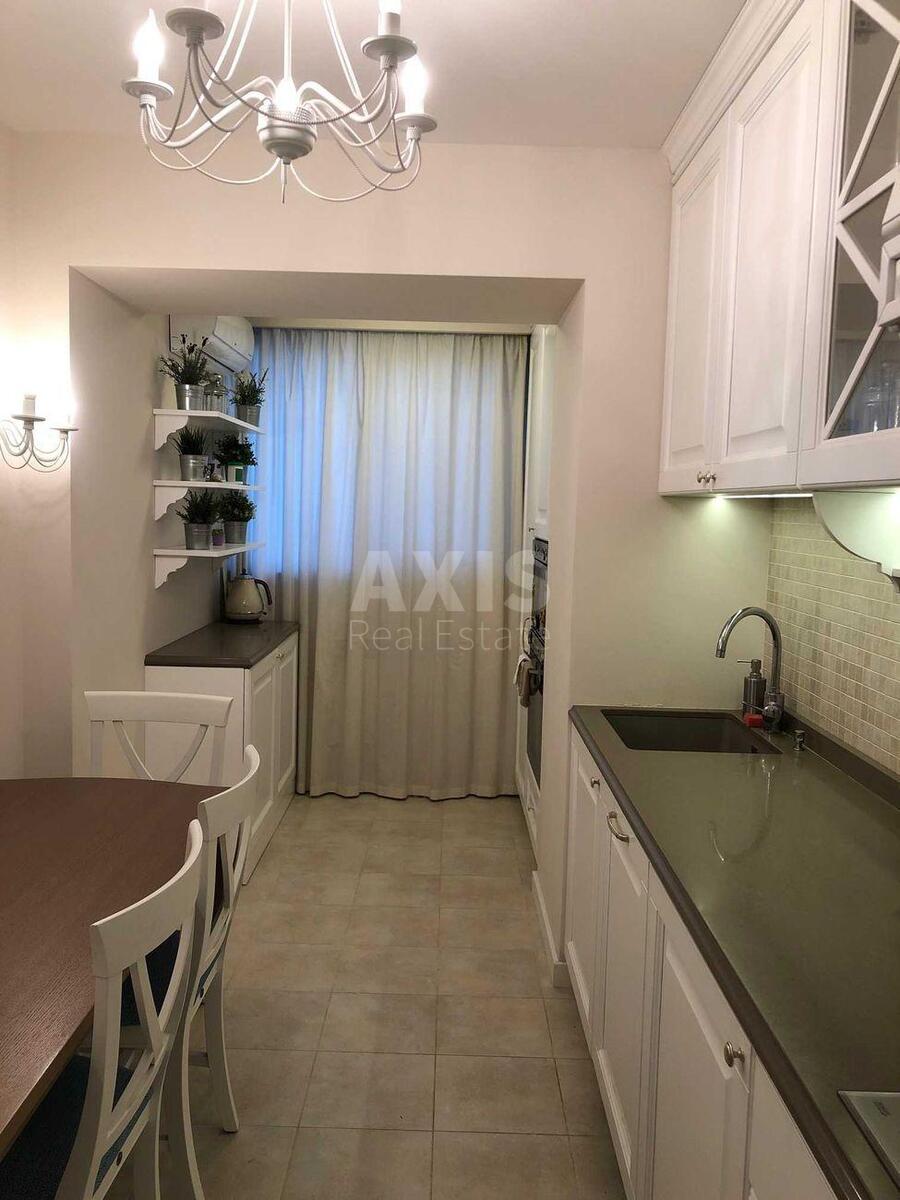 3k apartment vul. Yulia Zdanovska 46/1