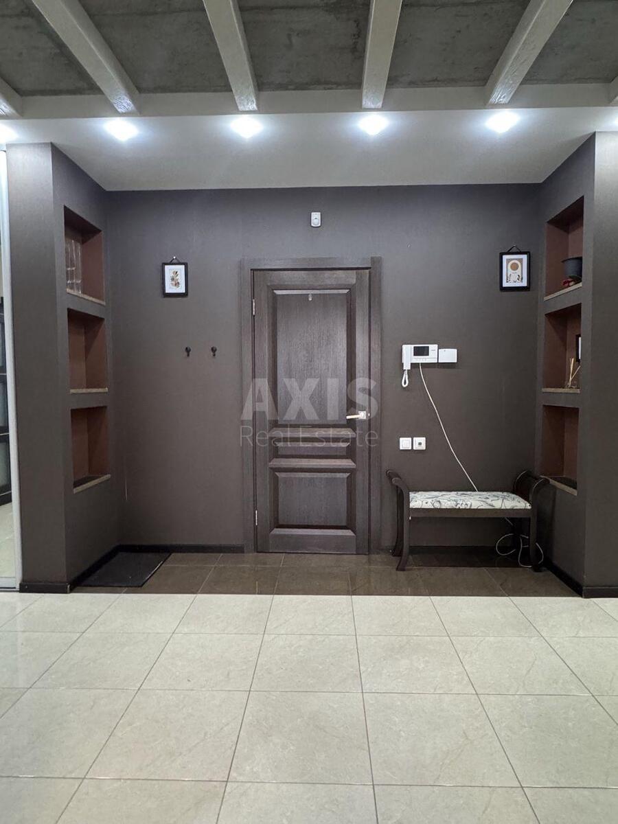 2k apartment vul. Yulia Zdanovska 71Г6211816