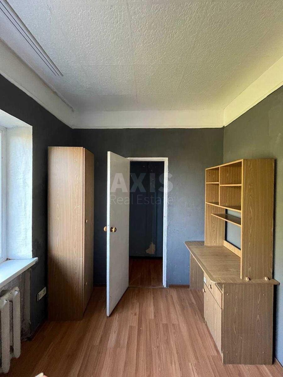 2к квартира ул. Антонова Авиаконструктора 126