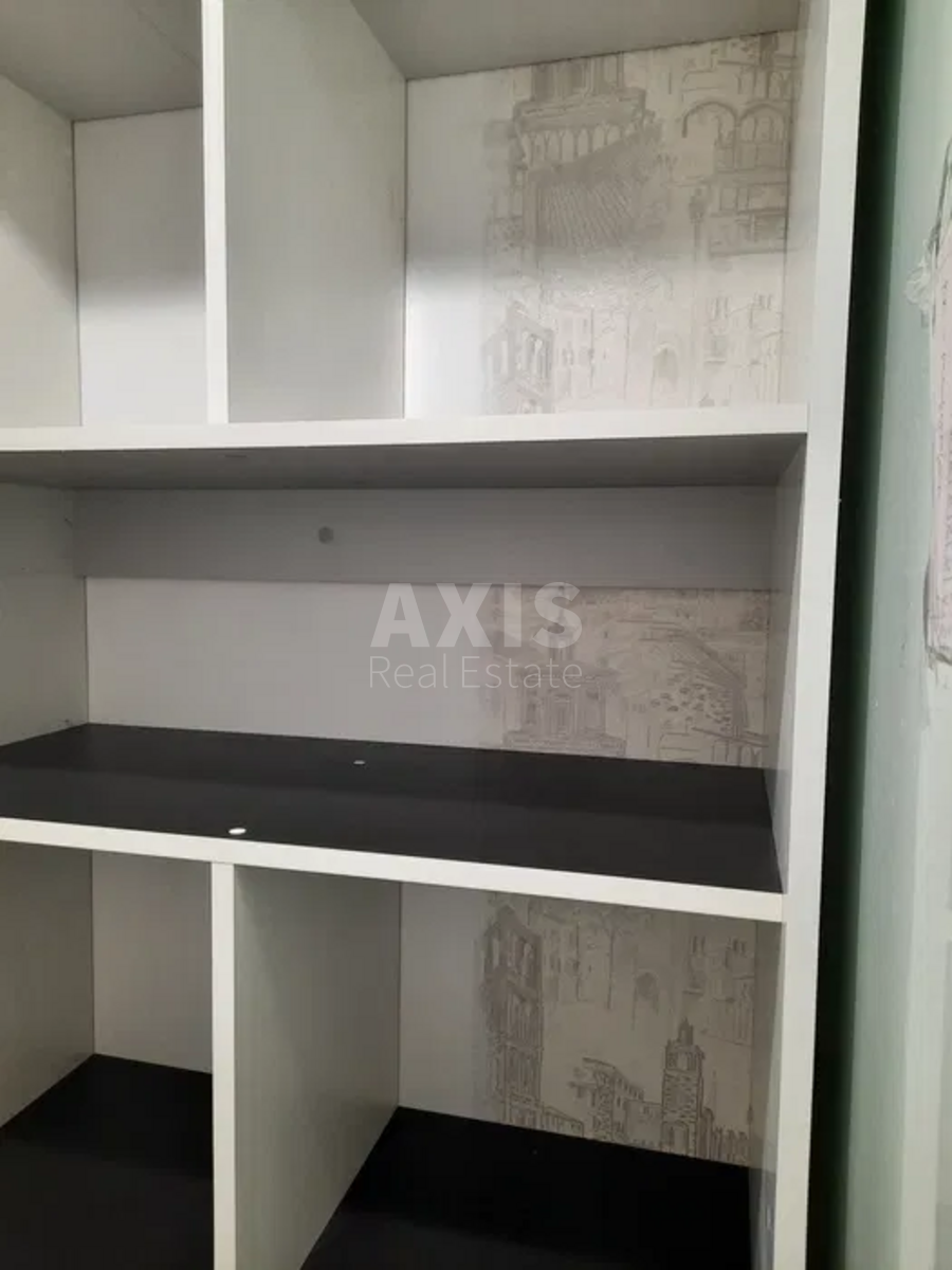 1k apartment vul. Kahovs'ka 604