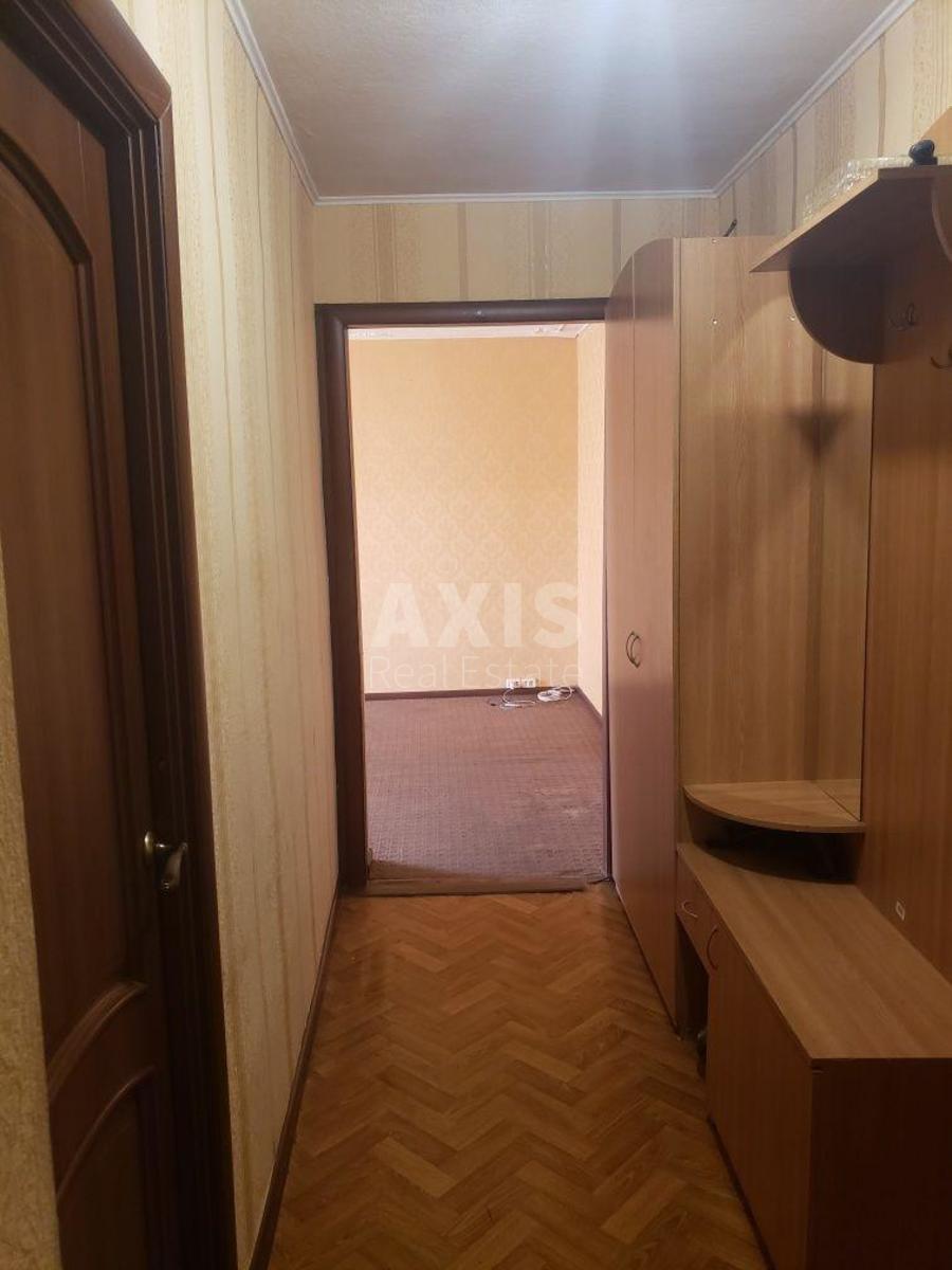 3k apartment vul. Buchmy Amvrosija 81
