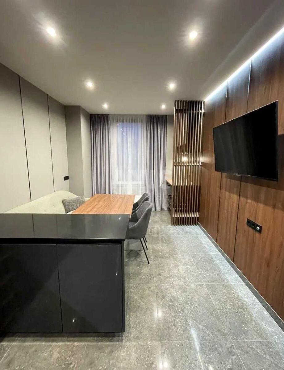 3k apartment nab. Dniprovs'ka 18629164