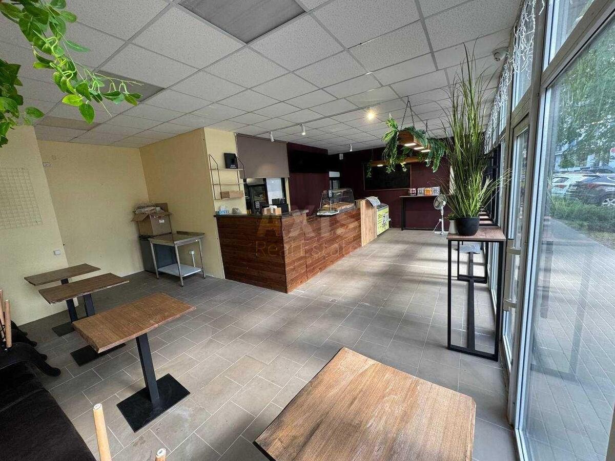 Trade object vul. Central'na 21, 57m20