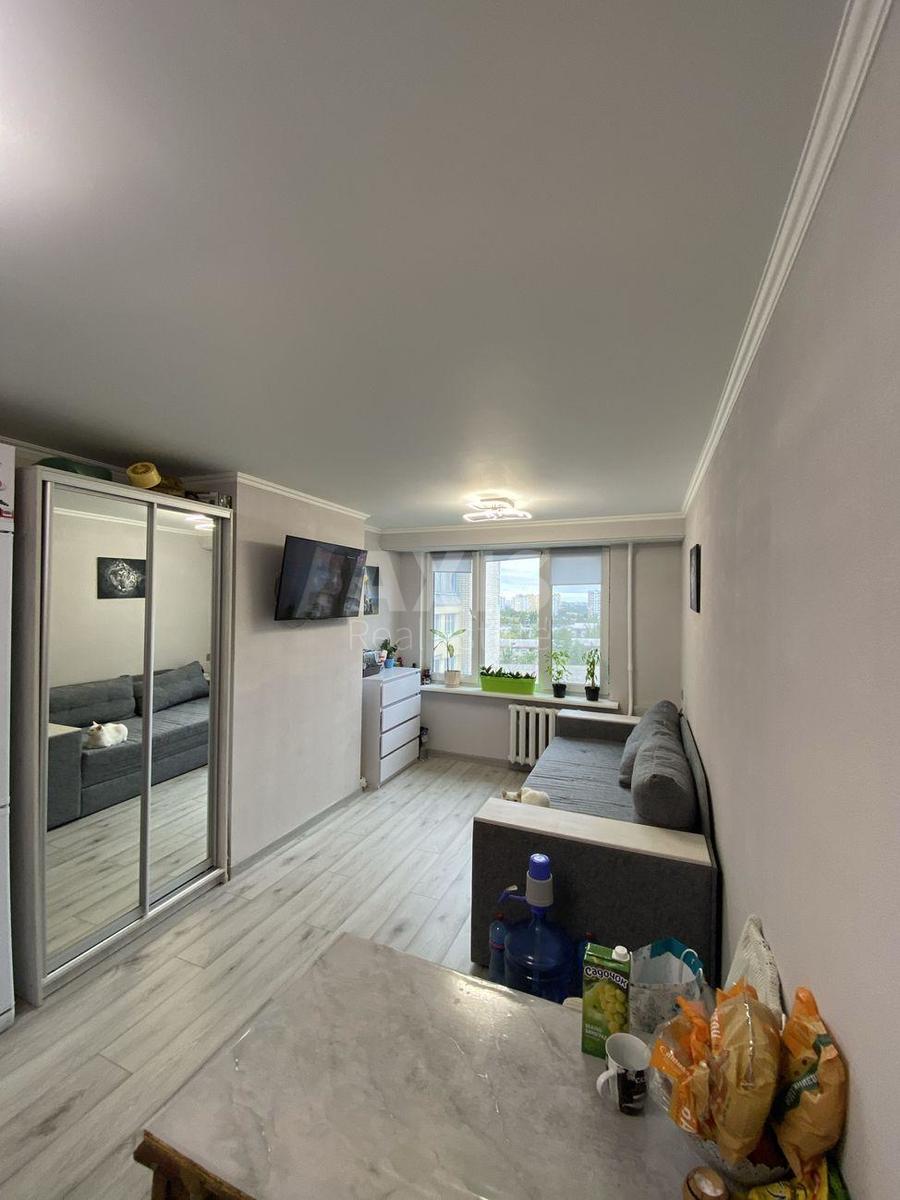 1k apartment vul. Myropil's'ka 16Б8