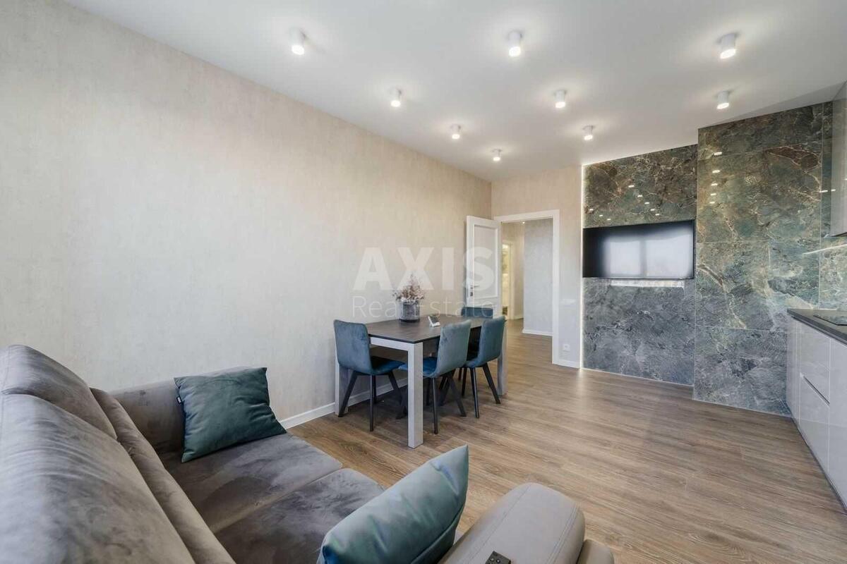 3k apartment vul. Glybochyc'ka 730