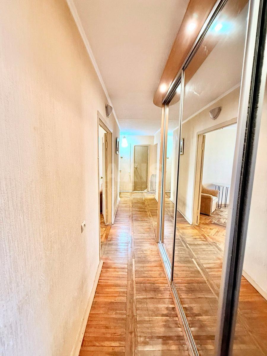 4k apartment vul. Svjatoshyns'ka 6595268