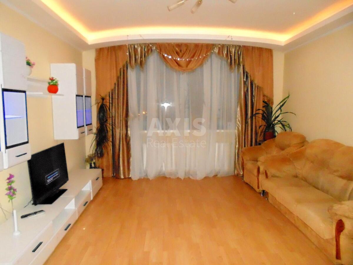 3k apartment vul. Sribnokil's'ka 2А593623