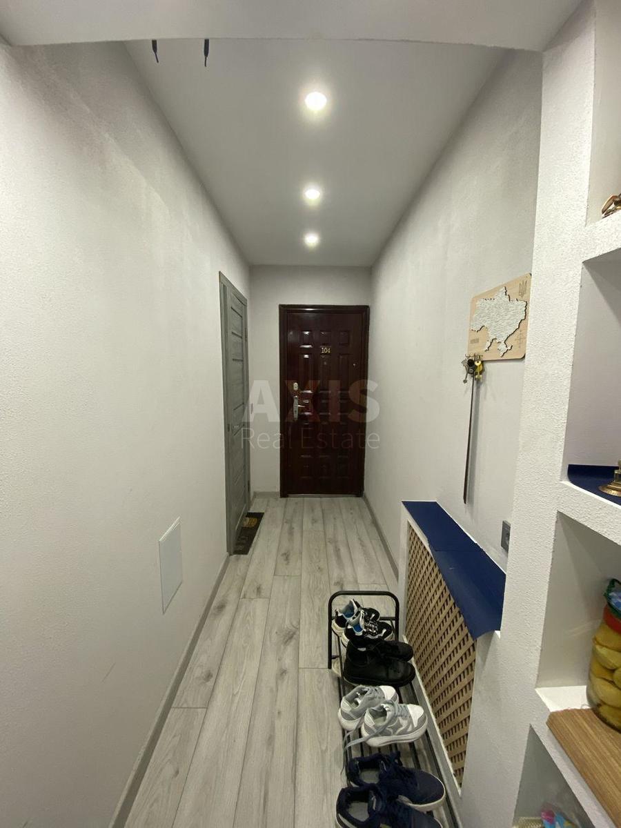 1k apartment vul. Myropil's'ka 16Б9