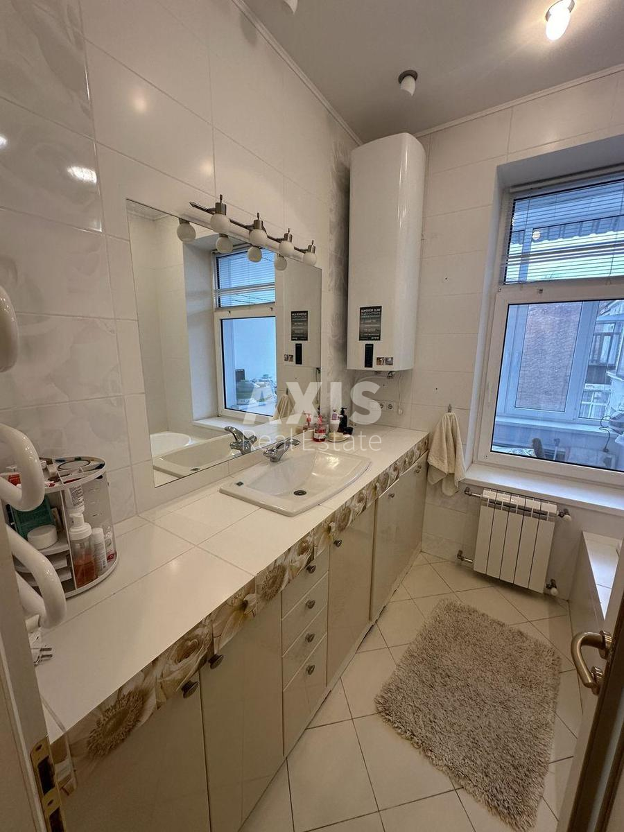 4k apartment vul. Shovkovychna 32/345
