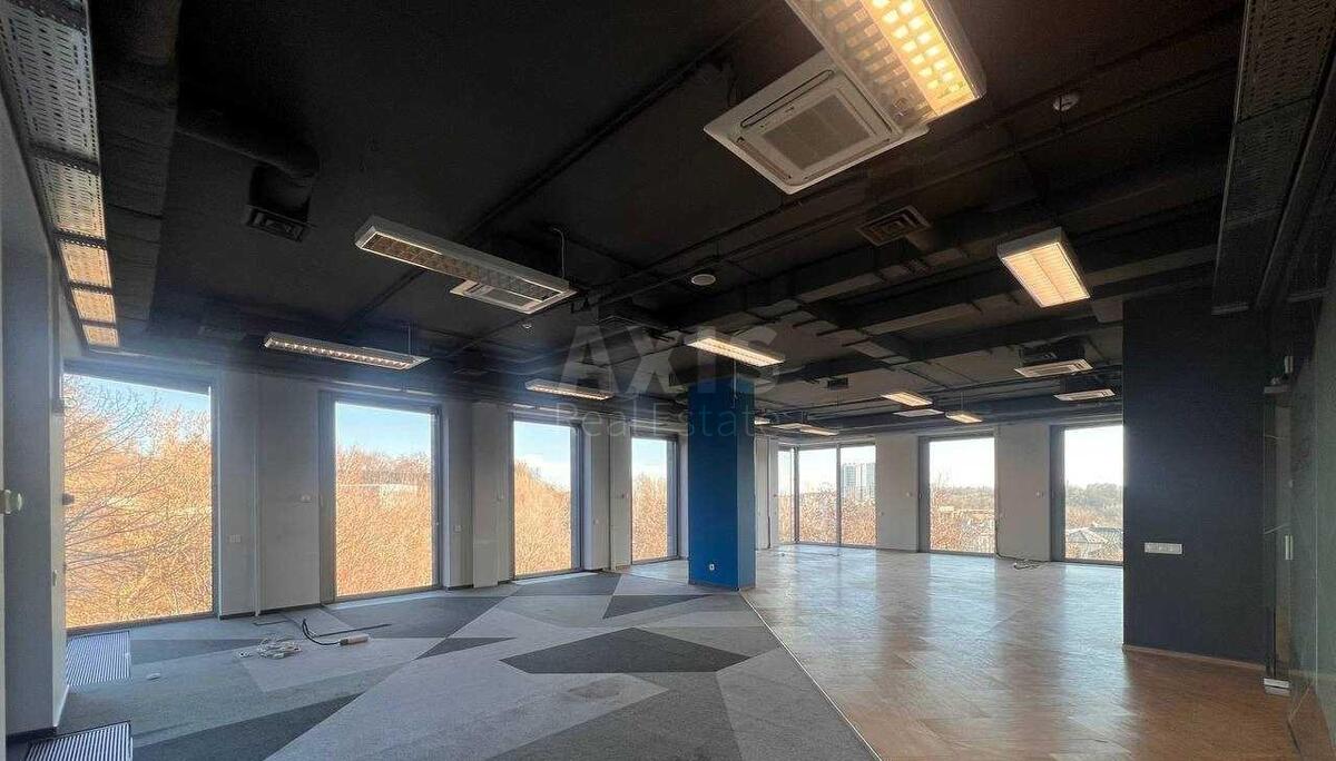 Office vul. Lejpcyz'ka 15, 490m20