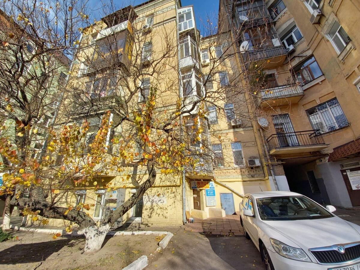 Офіс вул. Саксаганського 101, 43м2