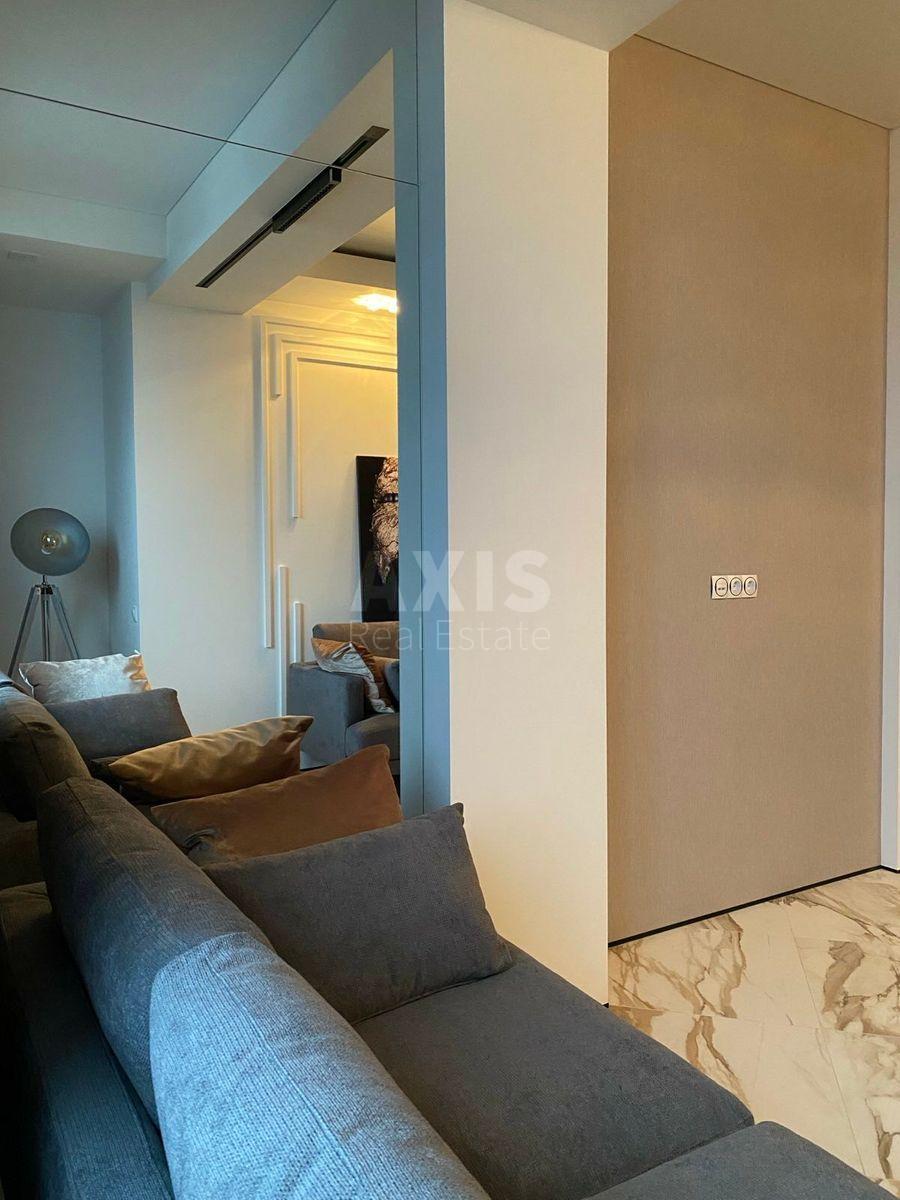 3k apartment vul. Dragomyrova Myhajla 14Б5