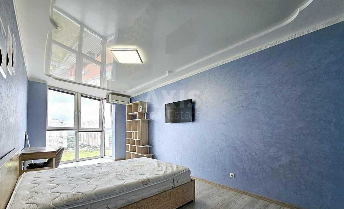1k apartment vul. Dragomanova 2Б5