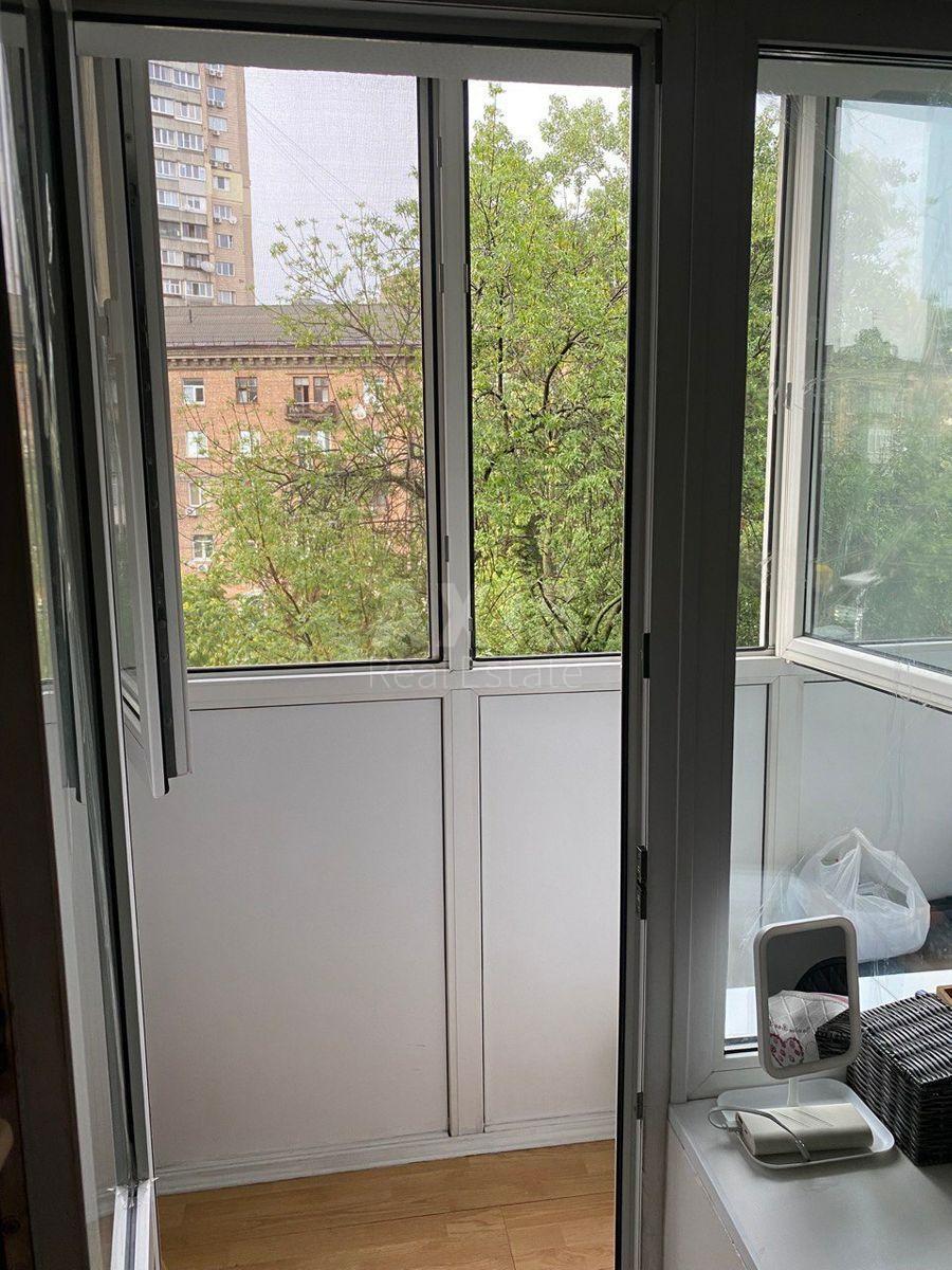 1k apartment vul. Zhyljans'ka 455
