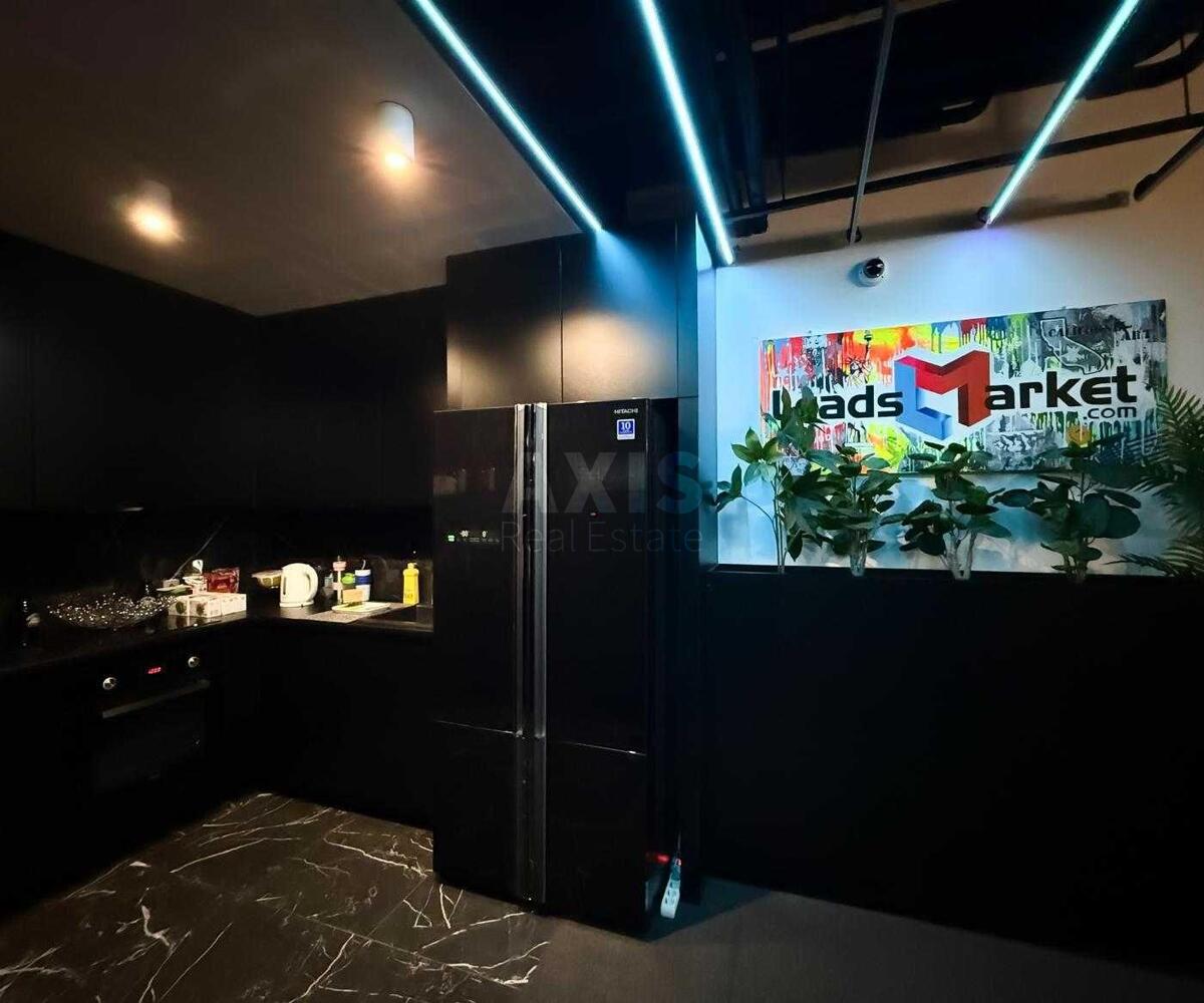 Office vul. Antonovycha 74, 680m26026913