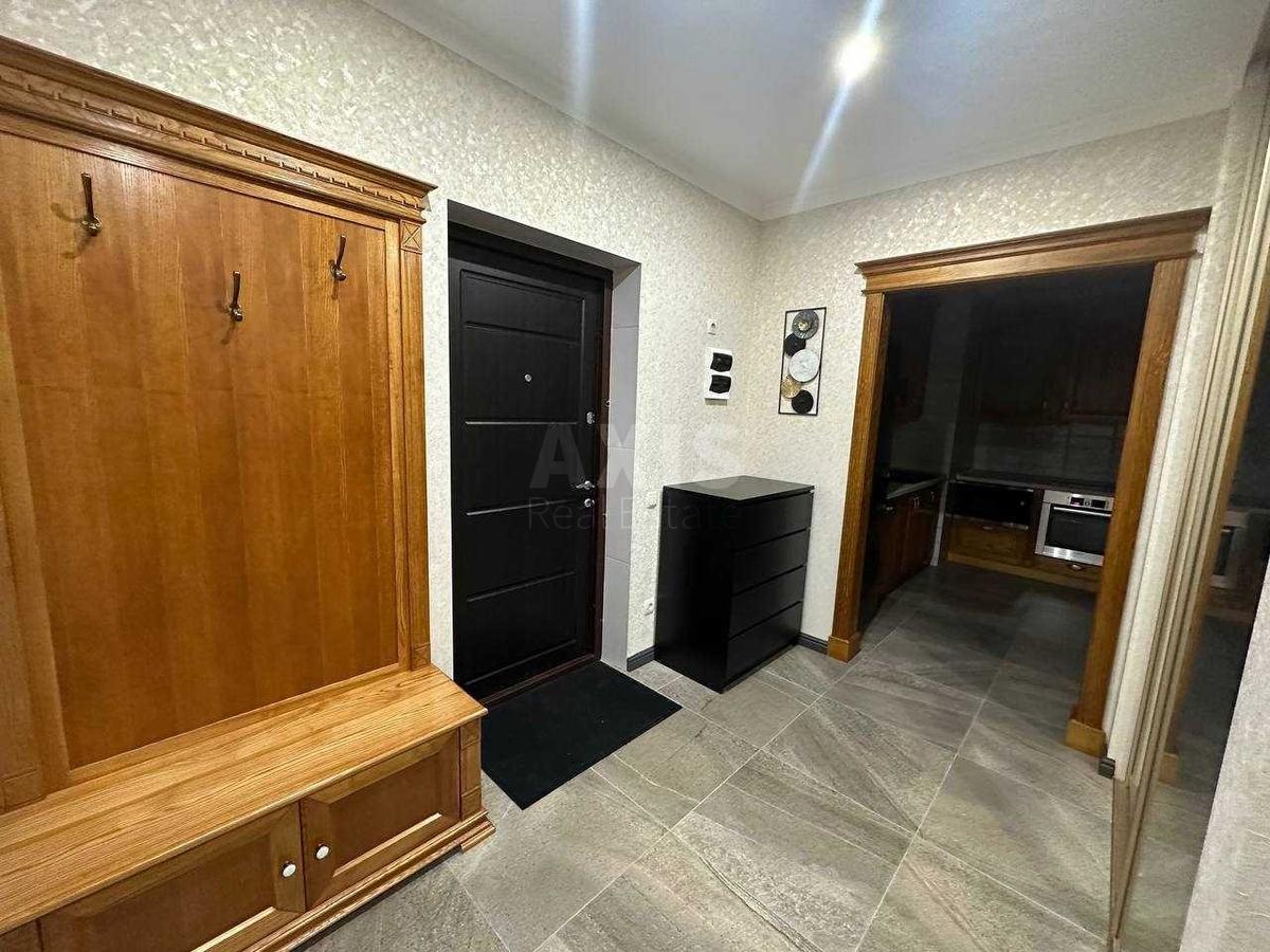 3k apartment vul. Osokors'ka 2А12