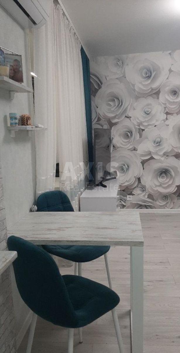 1k apartment pr-t Vidradnyj 144510