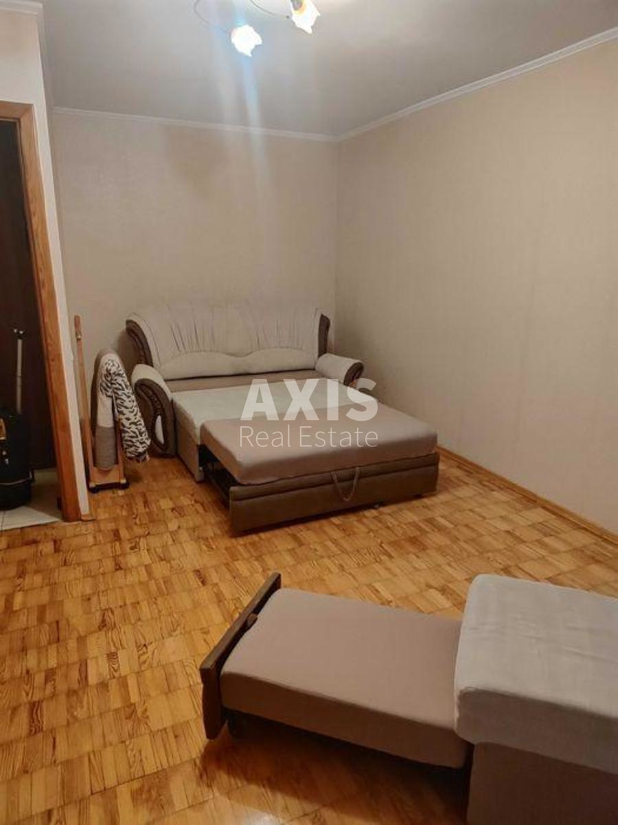 1k apartment pr-t Rokossovs'kogo Marshala 102