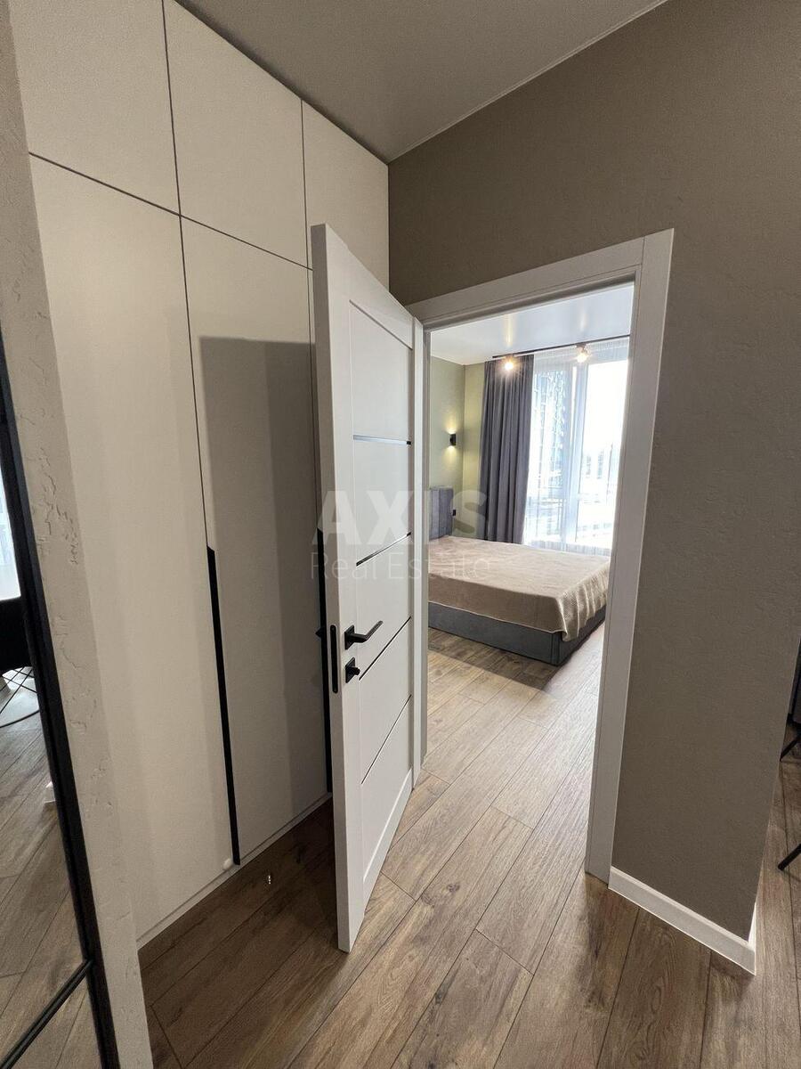 1k apartment vul. Prychal'na 146136710