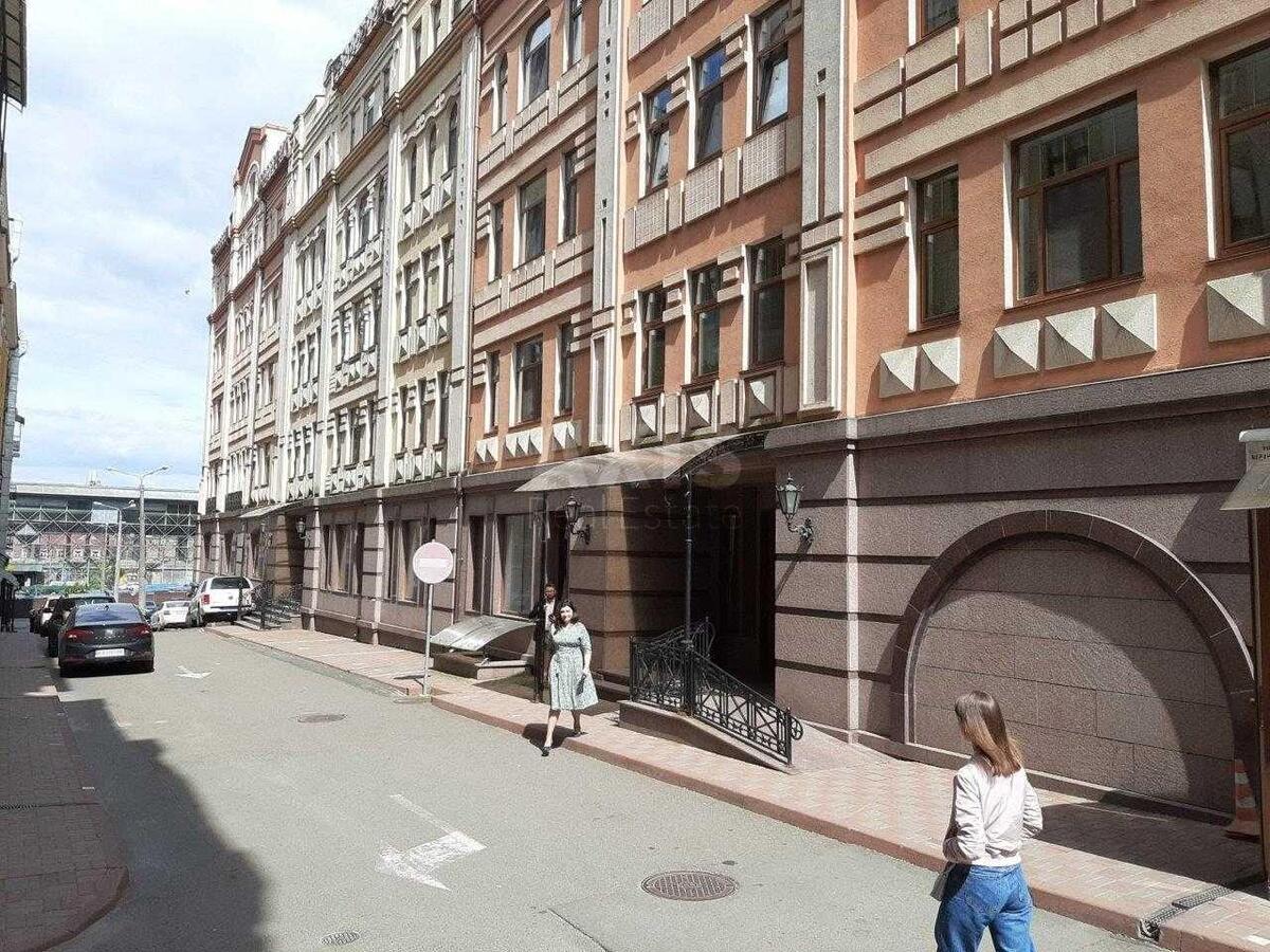 Office vul. Verhnij Val 28, 130m20