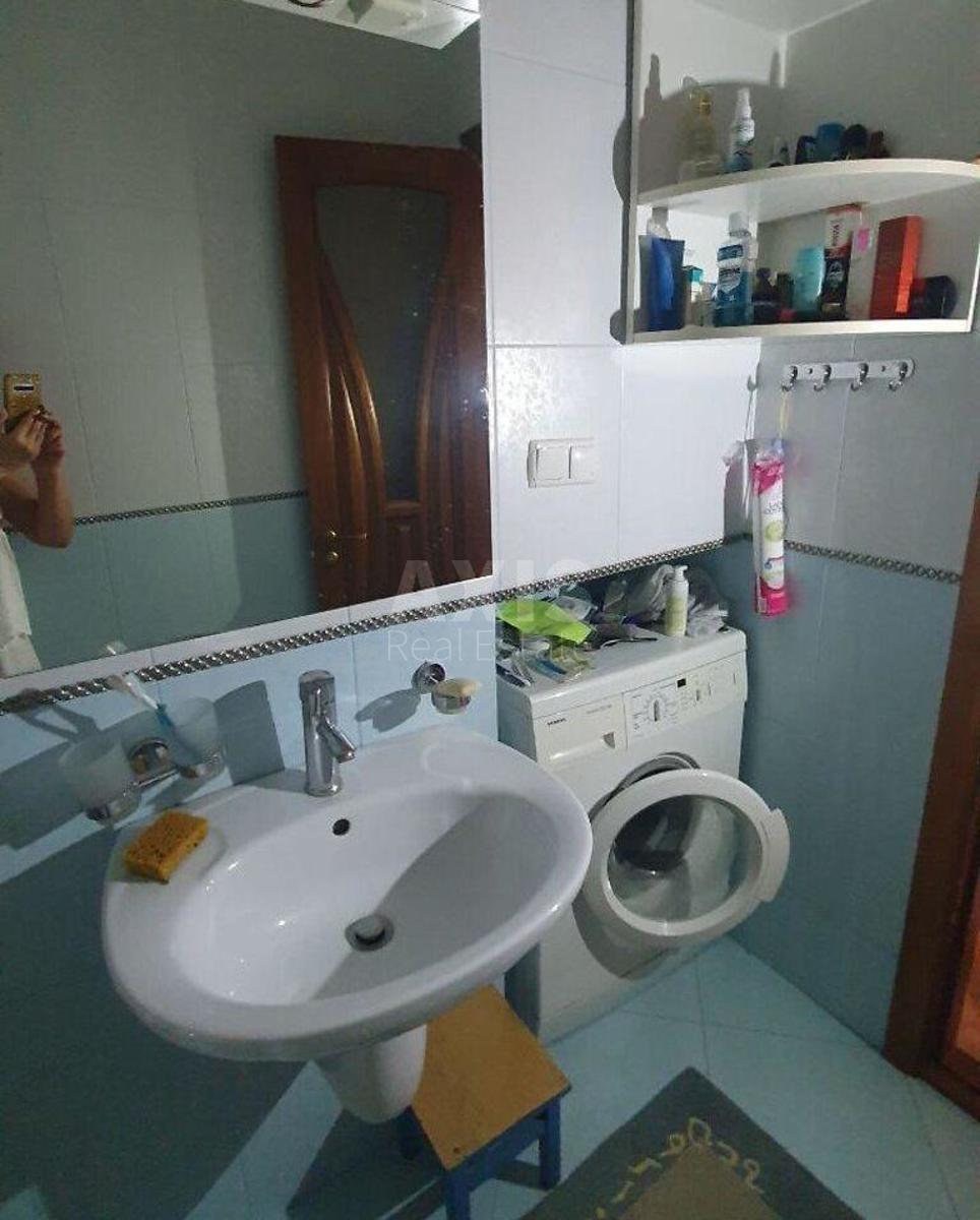 3k apartment vul. Turgenjevs'ka 52/581