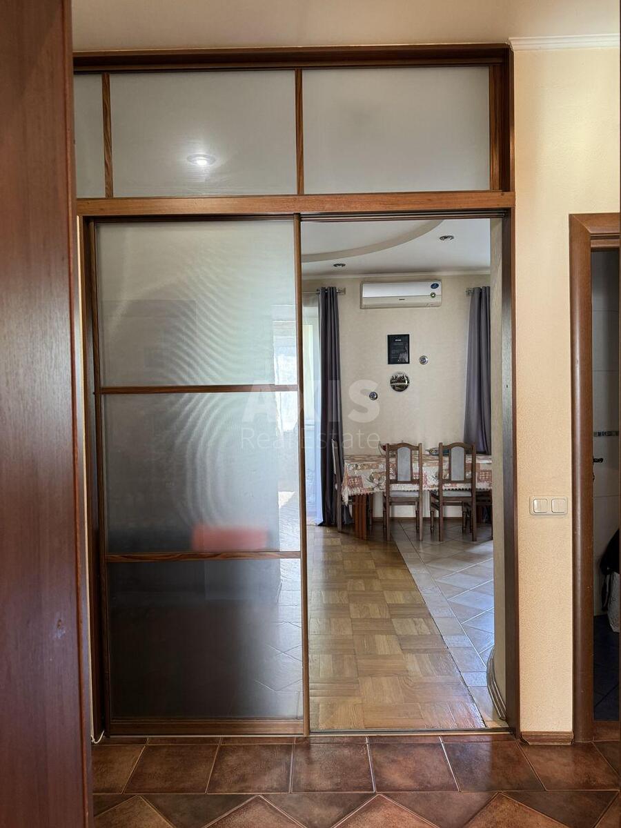 4k apartment vul. Lypkivs'kogo Vasylja Mytropolyta 405654114